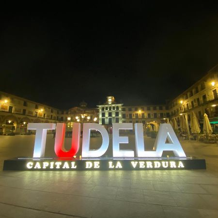 Voila Catedral Apartment Tudela Exterior foto